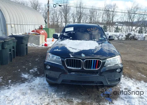 2013 BMW X3 xDrive28I z USA, uszkodzony, nr VIN 5UXWX9C59D0A09806